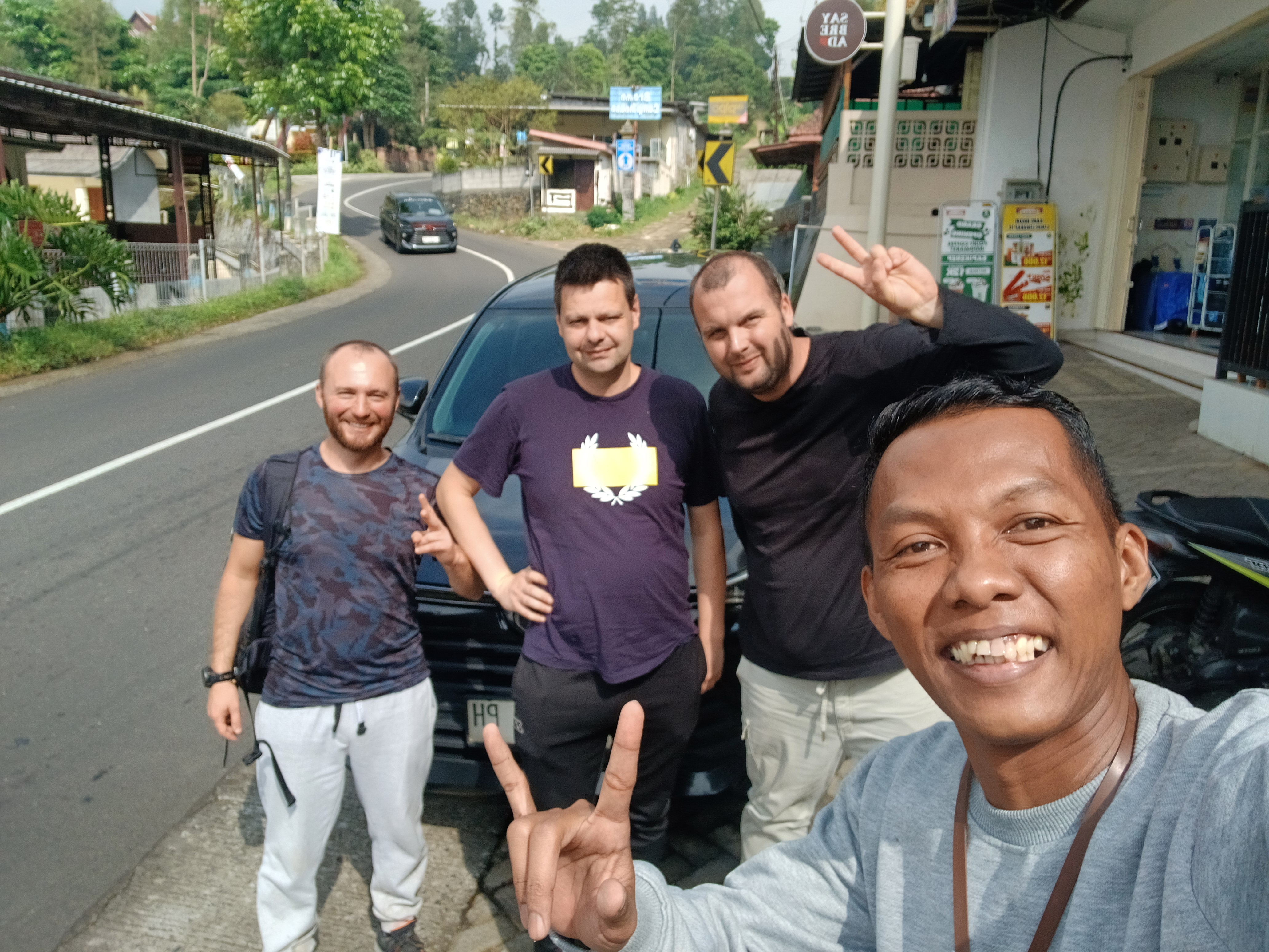 Pick Up From Gubuk Ndeso Bromo Hotel To Seruni point